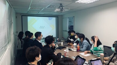 LINE_ALBUM_20211128 疫情改變的消費著行為—老爺行旅 唐伯川總經理_220519_4