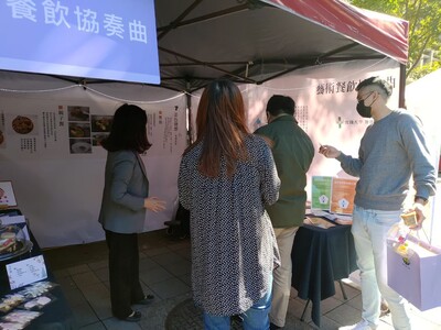 LINE_ALBUM_20211129 高教深耕成果展-朱銘計畫案(B)_220519_29