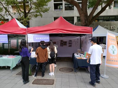 LINE_ALBUM_20211129 高教深耕成果展-朱銘計畫案(B)_220519_9