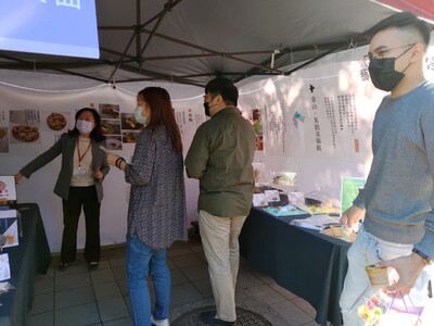 LINE_ALBUM_20211129 高教深耕成果展-朱銘計畫案(B)_220519_27