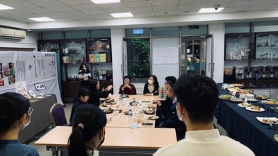 LINE_ALBUM_2021 11 25高教成果展～餐飲藝術協奏曲_220519_65