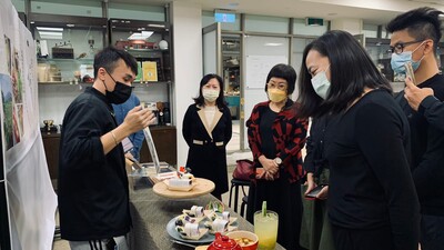 LINE_ALBUM_2021 11 25高教成果展～餐飲藝術協奏曲_220519_38