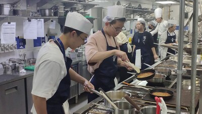 LINE_ALBUM_212 廚藝組實作_250217_2圖片