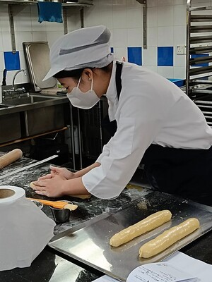 LINE_ALBUM_213 烘焙組實作_250217_17圖片