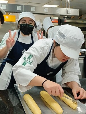 LINE_ALBUM_213 烘焙組實作_250217_15圖片